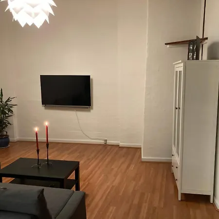 Charmerende Lejlighed I Centrum, Gratis Parkering Apartmán Odense